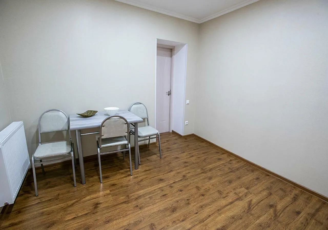 Dada - Cozy Apartment In The Center Of Tbilisi