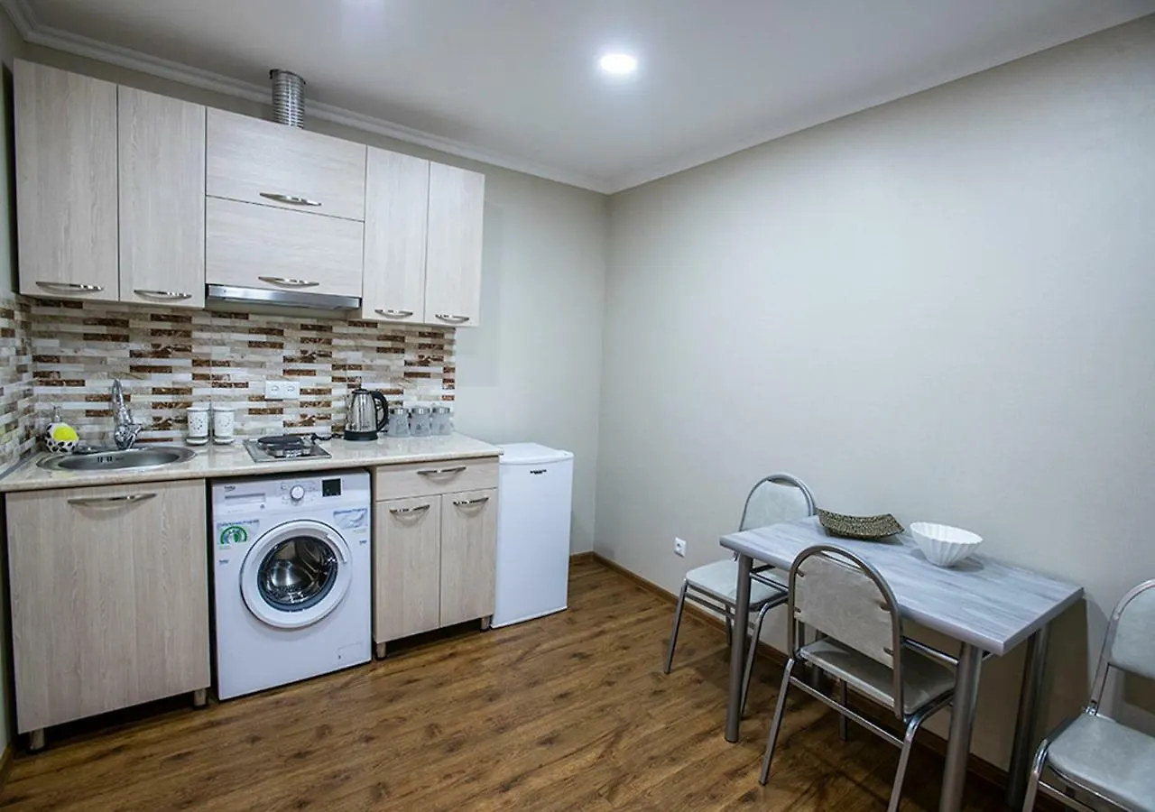 Dada - Cozy Apartment In The Center Of Tbilisi